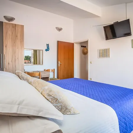 Mateljak Lägenhet Makarska