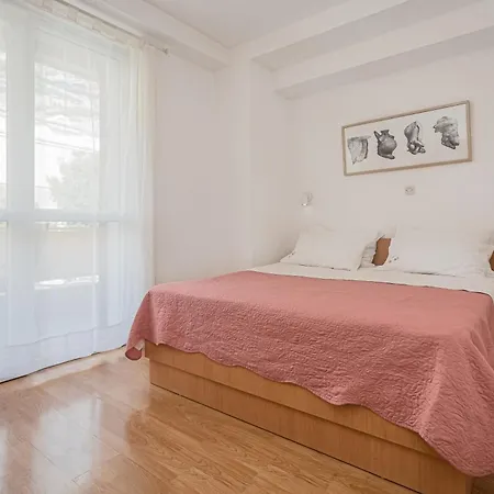 Mateljak マカルスカ